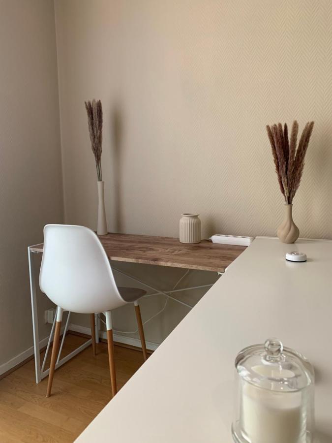 Joli Appartement En Plein Centre Либорн Екстериор снимка