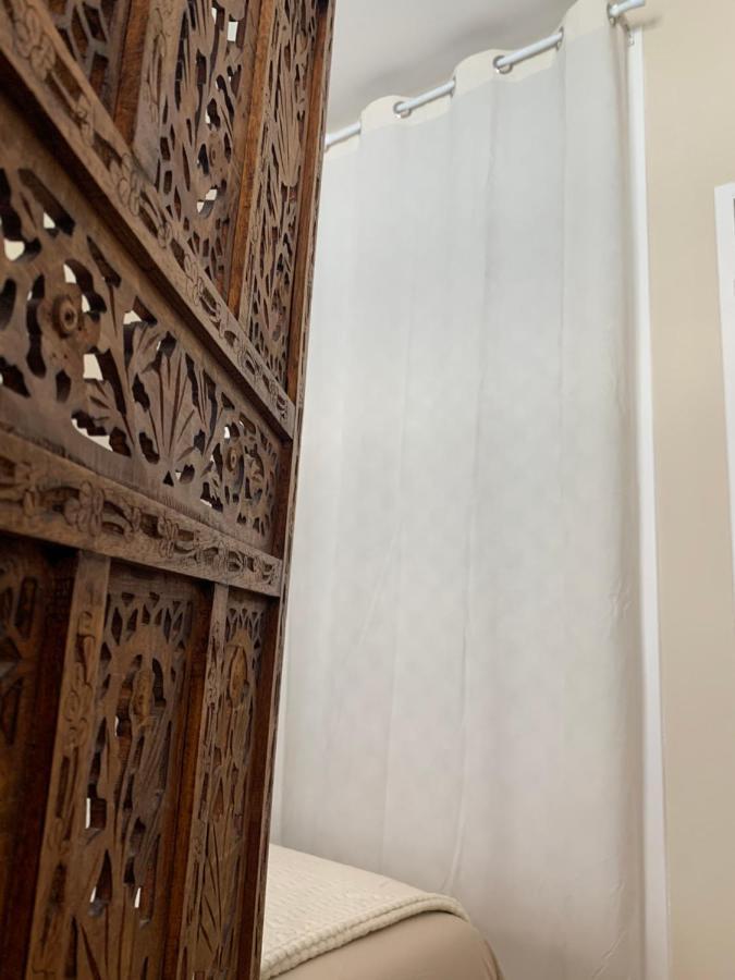 Joli Appartement En Plein Centre Либорн Екстериор снимка